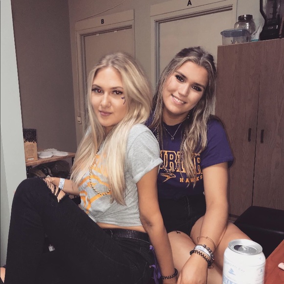 Meet your Posher, Madi - Picture 1 of 1